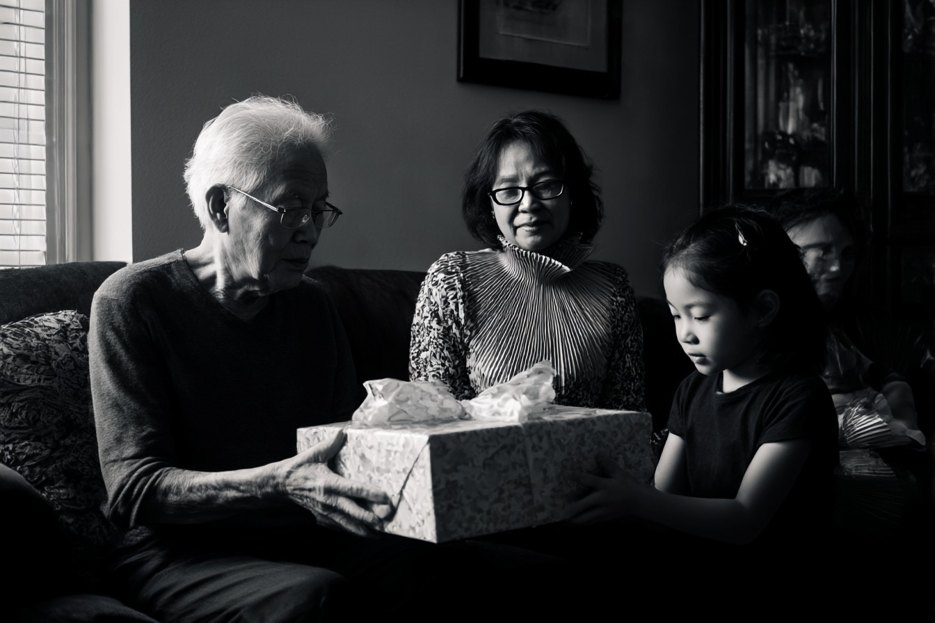 im1979_What_Ive_Learned_About_Gift-Giving_from_Different_Gene_bb89c75a-8e42-4f0b-8e02-41eb9aa04391_3